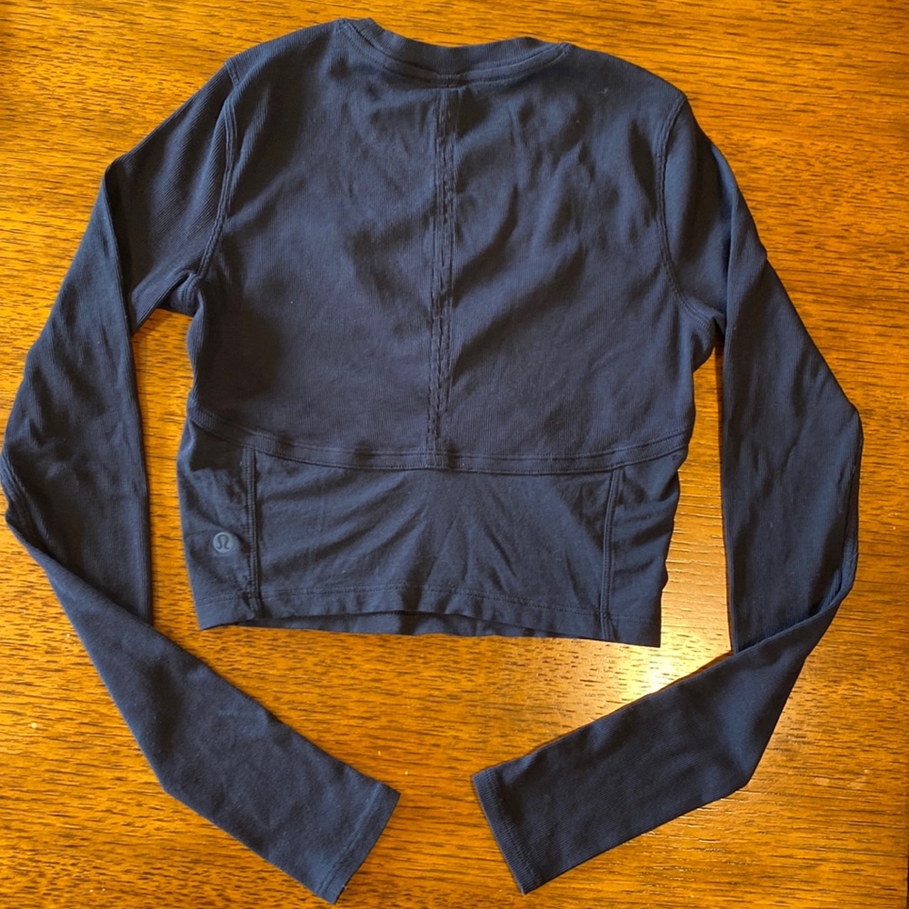 Black lulu long sleeve top with back cut-out